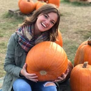 Meet your Posher, Mckayla